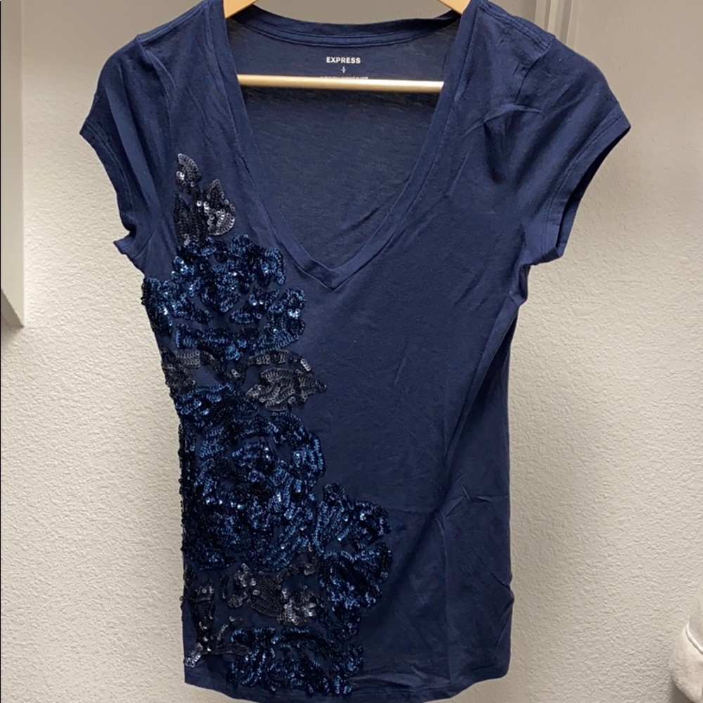 Express size small blue top